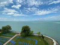 Panorama Balatonu z Hotelu Világos